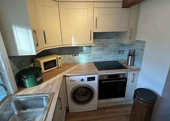 Wonderfully Scenic And Comfortable Dales Mill Property