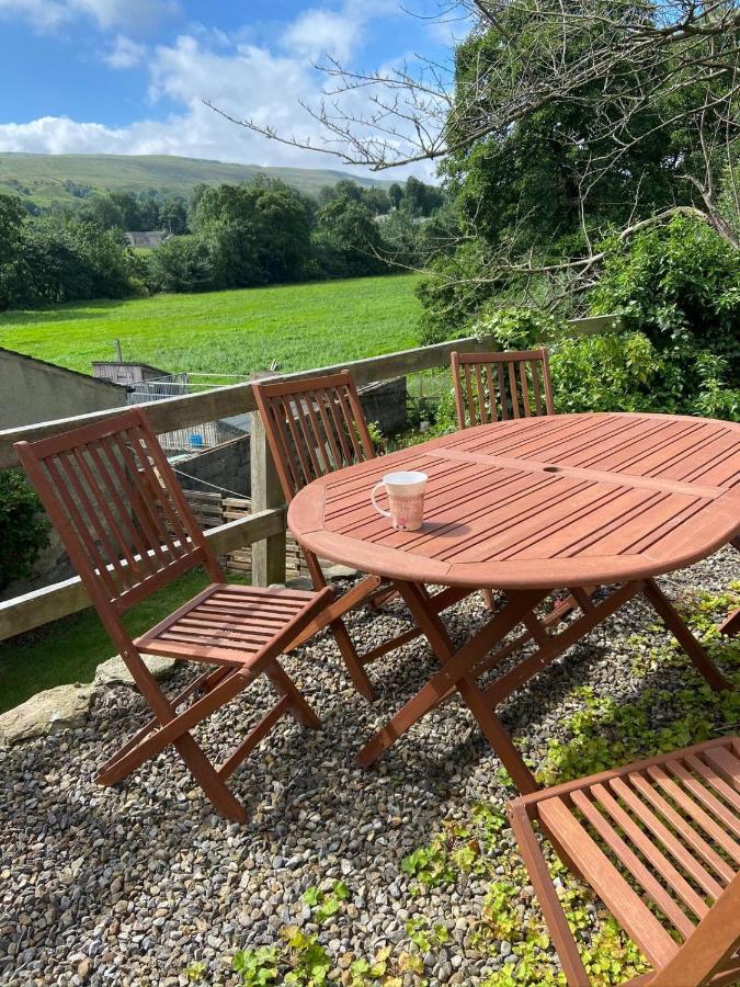 Wonderfully Scenic And Comfortable Dales Mill West Burton